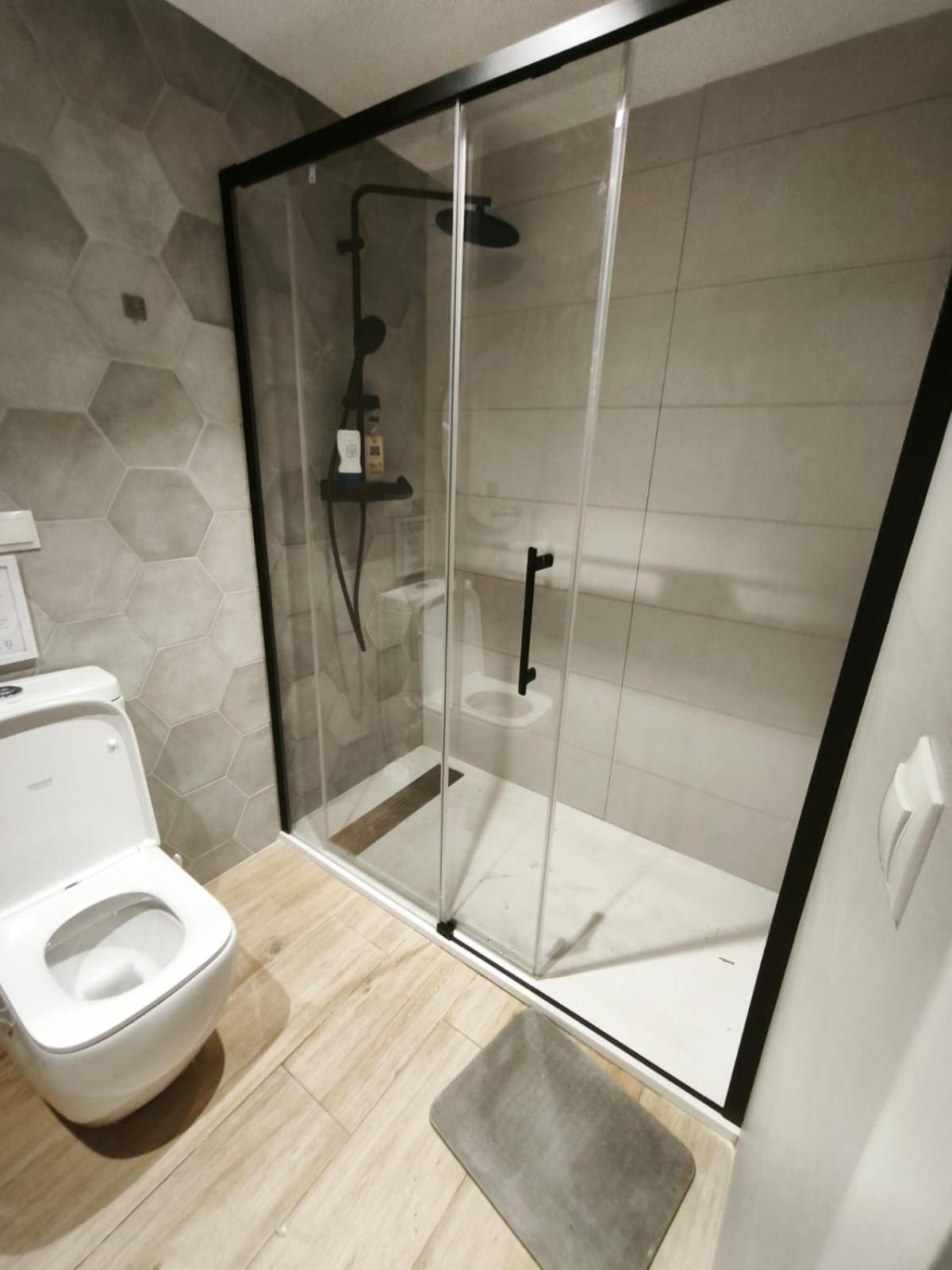 Lindo Cabanyal - Comfort Family Beachside Apartment Valencia